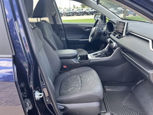 Used 2024 Toyota RAV4 XLE w/ Convenience Package FWD image 27