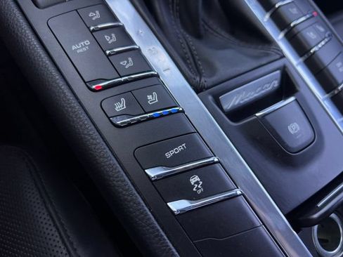 Used 2018 Porsche Macan S AWD/4WD image 26
