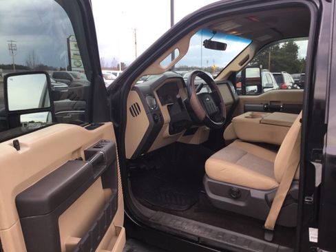 Used 2012 Ford F250 XLT AWD/4WD image 9