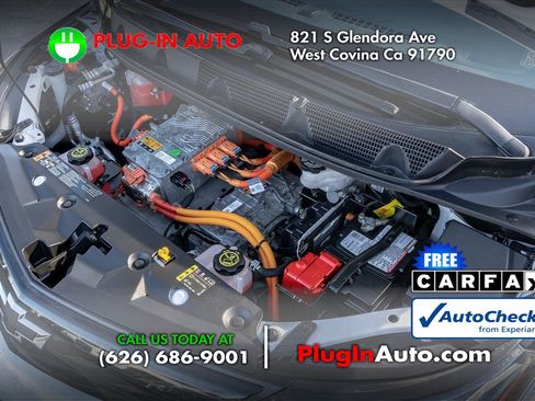 Used 2019 Chevrolet Bolt Premier w/ Infotainment Package image 13