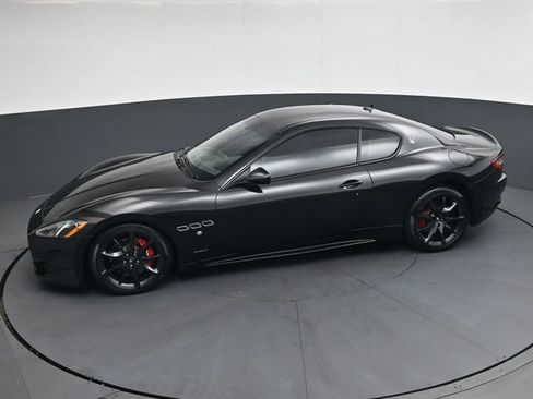 Used 2013 Maserati GranTurismo Sport RWD image 27