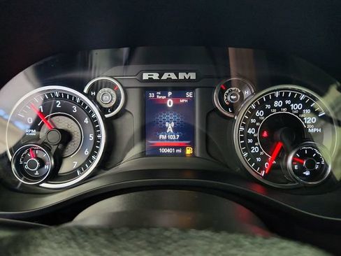 Used 2022 RAM 1500 Big Horn AWD/4WD image 11
