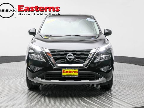 Used 2023 Nissan Rogue SV AWD/4WD image 2