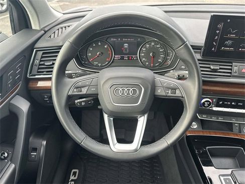 Used 2023 Audi Q5 2.0T Premium w/ Convenience Package image 18