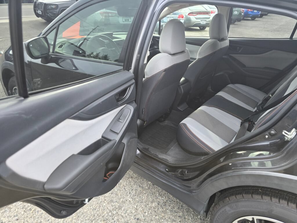 Used 2018 Subaru Crosstrek 2.0i Premium AWD/4WD image 17
