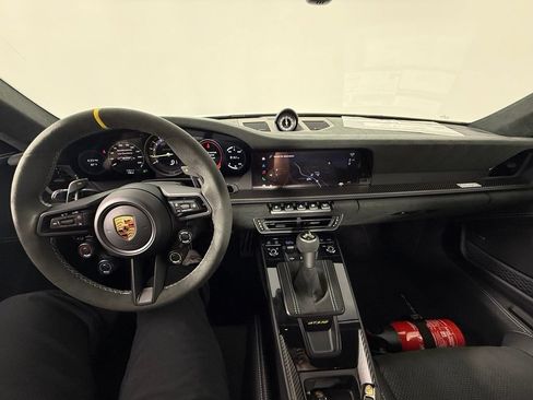 Used 2025 Porsche 911 GT3 RS RWD image 22