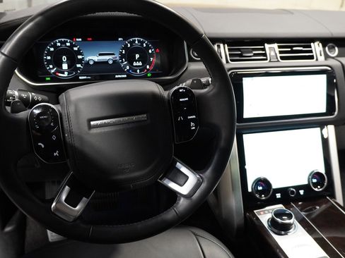 Used 2022 Land Rover Range Rover image 34