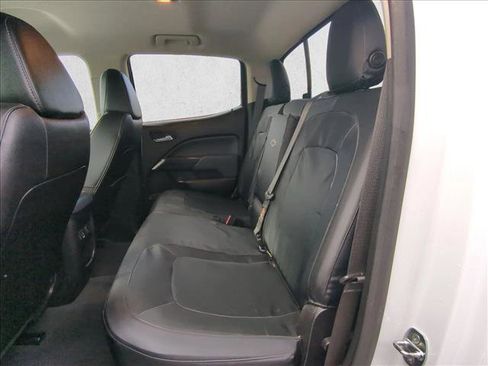 Used 2022 Chevrolet Colorado Z71 w/ Safety Package image 24