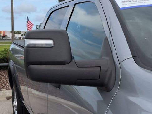 Used 2024 RAM 2500 Tradesman w/ Chrome Appearance Group AWD/4WD image 12
