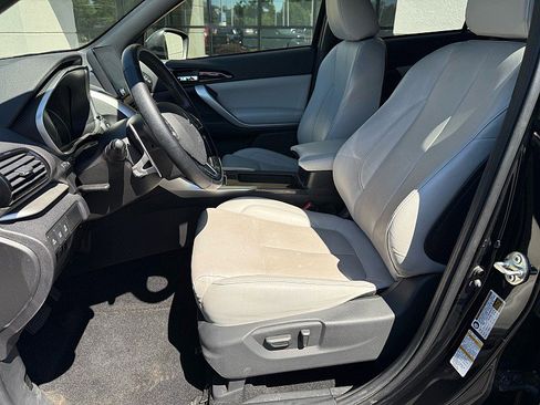 Used 2024 Mitsubishi Eclipse Cross SEL AWD/4WD image 10