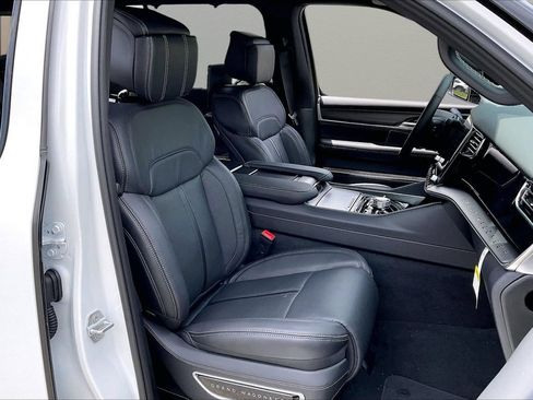 New 2026 Jeep Grand Wagoneer Summit w/ Rear Seat Video Group I AWD/4WD image 24