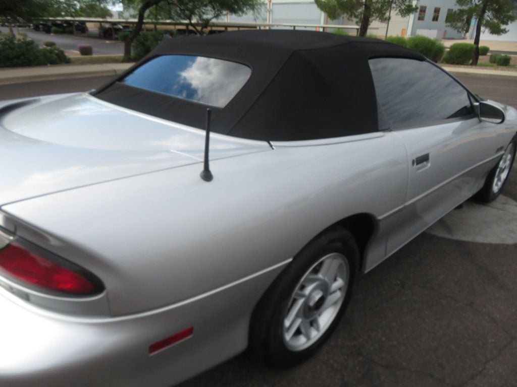 Used 1995 Chevrolet Camaro Z28 RWD image 12