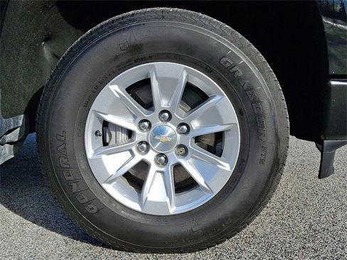 Used 2024 Chevrolet Silverado 1500 W/T w/ WT Value Package image 10