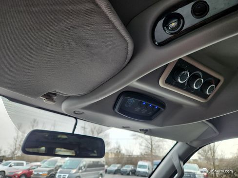 Used 2022 GMC Savana 2500 w/ Enhanced Convenience Package image 54