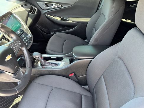 Used 2021 Chevrolet Malibu RS FWD image 17