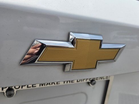 Used 2024 Chevrolet Blazer LT FWD image 30