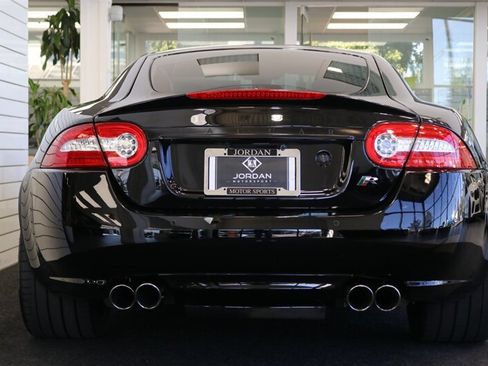 Used 2010 Jaguar XKR R RWD image 9
