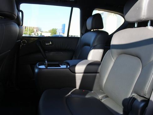 Used 2024 Nissan Armada SL w/ Midnight Edition Package image 29