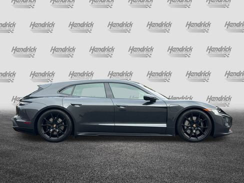 Used 2023 Porsche Taycan GTS image 3