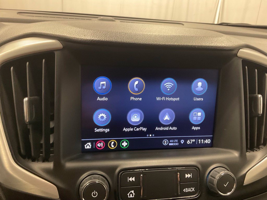 Used 2024 GMC Terrain SLT AWD/4WD image 13