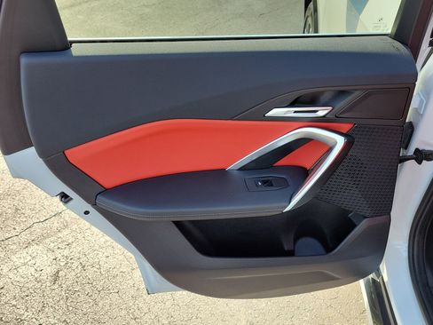 Used 2025 BMW X1 xDrive28i image 10