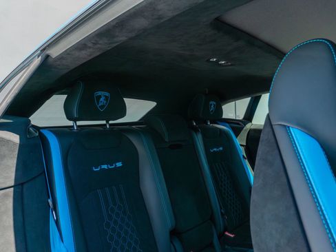 Used 2024 Lamborghini Urus Performante image 54