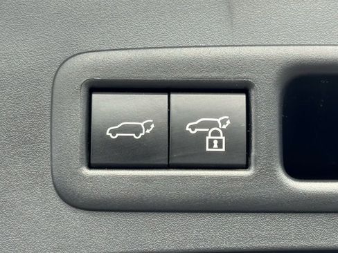 Used 2023 Lexus UX 250h FWD w/ Premium Package image 39