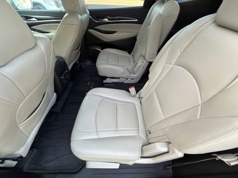 Used 2019 Buick Enclave Premium w/ Experience Buick Package FWD image 14