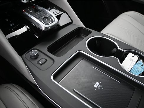 Certified 2026 Acura MDX FWD w/ Technology Package image 5