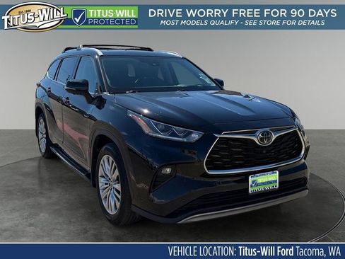 Used 2024 Toyota Highlander Platinum AWD/4WD image 1