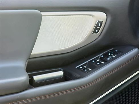 Used 2025 Ford Expedition Active image 11