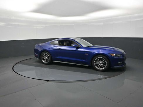 Used 2016 Ford Mustang GT Premium RWD image 39
