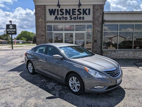 Used 2013 Hyundai Sonata GLS w/ Popular Equipment Pkg FWD image 1