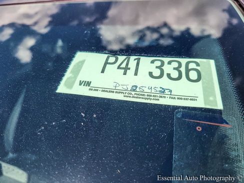 Certified 2023 Chevrolet Traverse LT w/ LPO, Floor Liner Package image 27