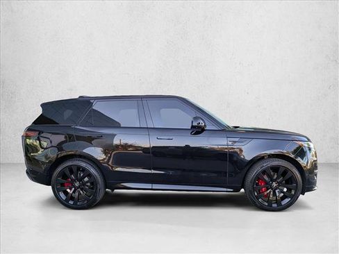 Certified 2023 Land Rover Range Rover Sport SE Dynamic image 4