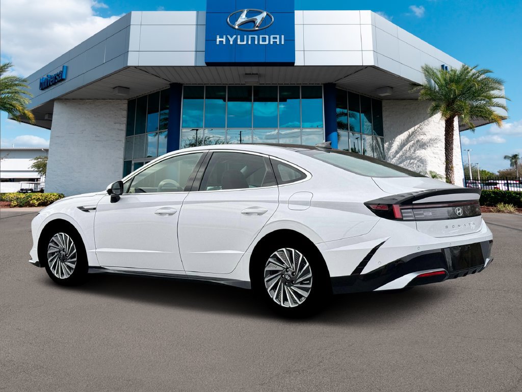 New 2026 Hyundai Sonata Limited FWD image 5