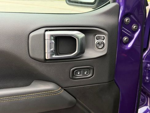 New 2026 Jeep Gladiator Sport AWD/4WD image 15