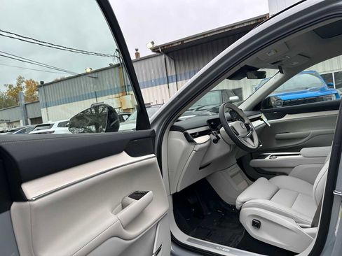 New 2025 Volvo EX90 Ultra image 21