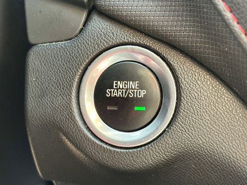 Certified 2023 Chevrolet Equinox RS FWD image 27