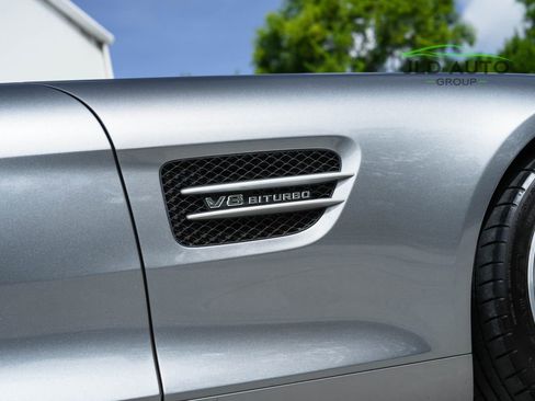 Used 2018 Mercedes-Benz AMG GT Roadster image 40