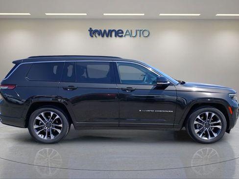 Used 2024 Jeep Grand Cherokee L Overland w/ Trailer Tow Package AWD/4WD image 6