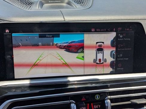 Used 2021 BMW X7 M50i w/ Dynamic Handling Package AWD/4WD image 20