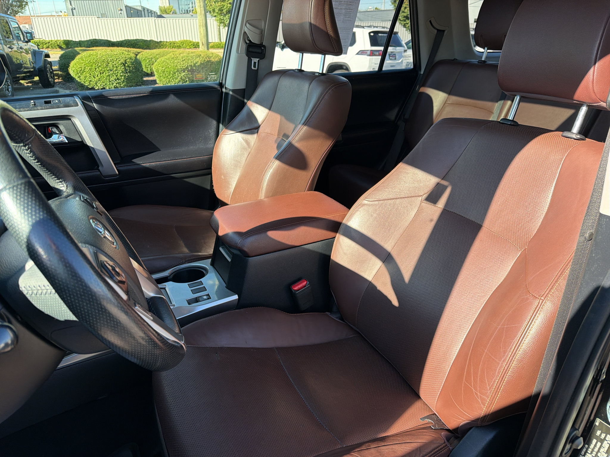 Used 2018 Toyota 4Runner Limited AWD/4WD image 24
