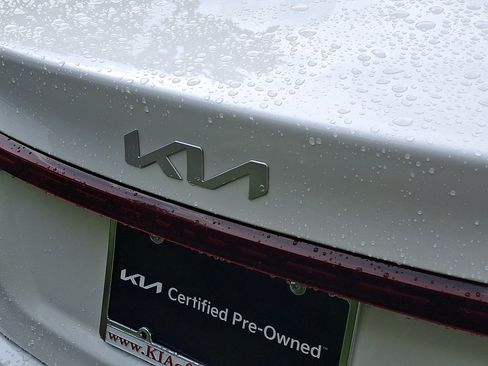 Used 2023 Kia Forte LXS w/ LXS Technology Package FWD image 22
