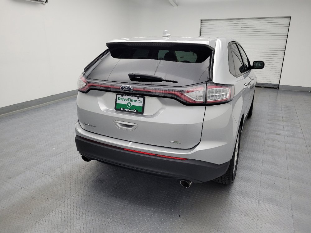 Used 2018 Ford Edge SE FWD image 7