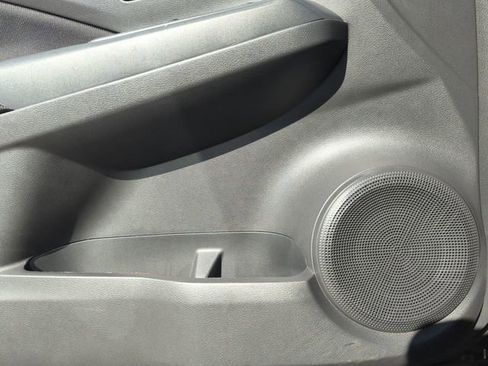 Certified 2022 Nissan Kicks S image 30