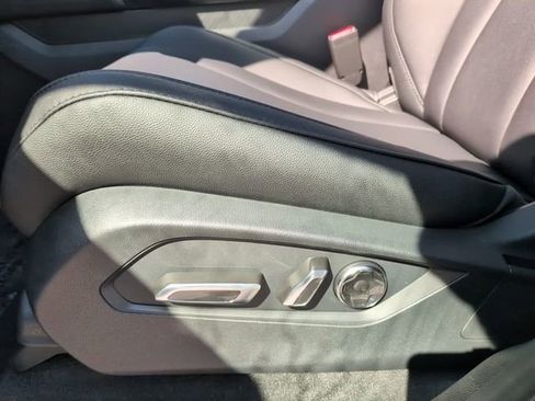 New 2026 Acura MDX SH-AWD image 16