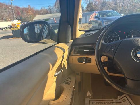 Used 2010 BMW 328i xDrive Sedan image 29