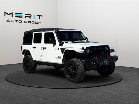 Used 2021 Jeep Wrangler Unlimited Sahara w/ Altitude AWD/4WD image 1