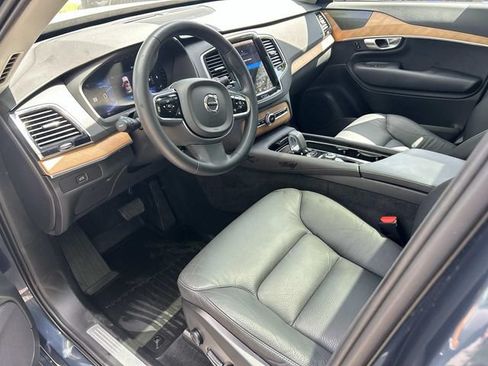 Used 2024 Volvo XC90 B6 Plus w/ Protection Package Premier AWD/4WD image 15